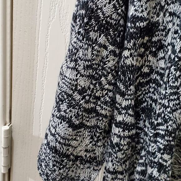 FLYING Tomato sweater cardigan coatigan size small - Picture 5 of 5